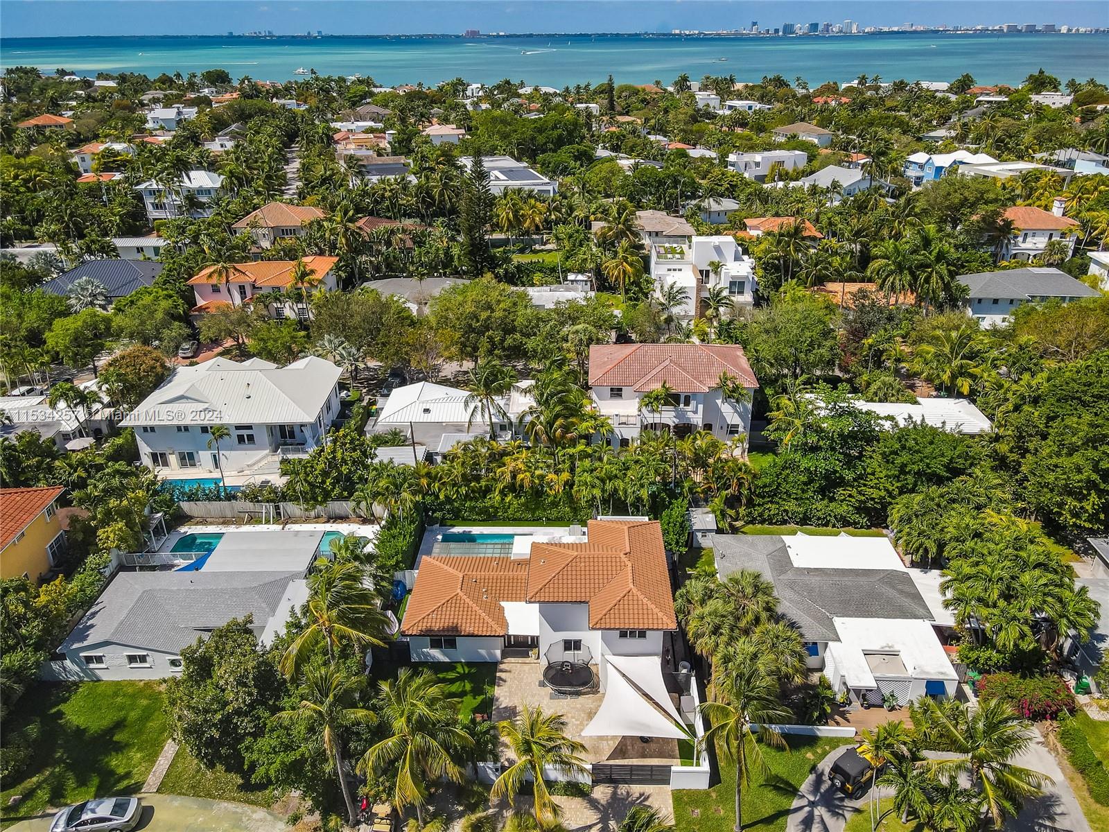452 Hampton Ln, Key Biscayne, FL, 33149 United States, 4 Bedrooms Bedrooms, ,4 BathroomsBathrooms,Residential,For Sale,Hampton Ln,A11534257