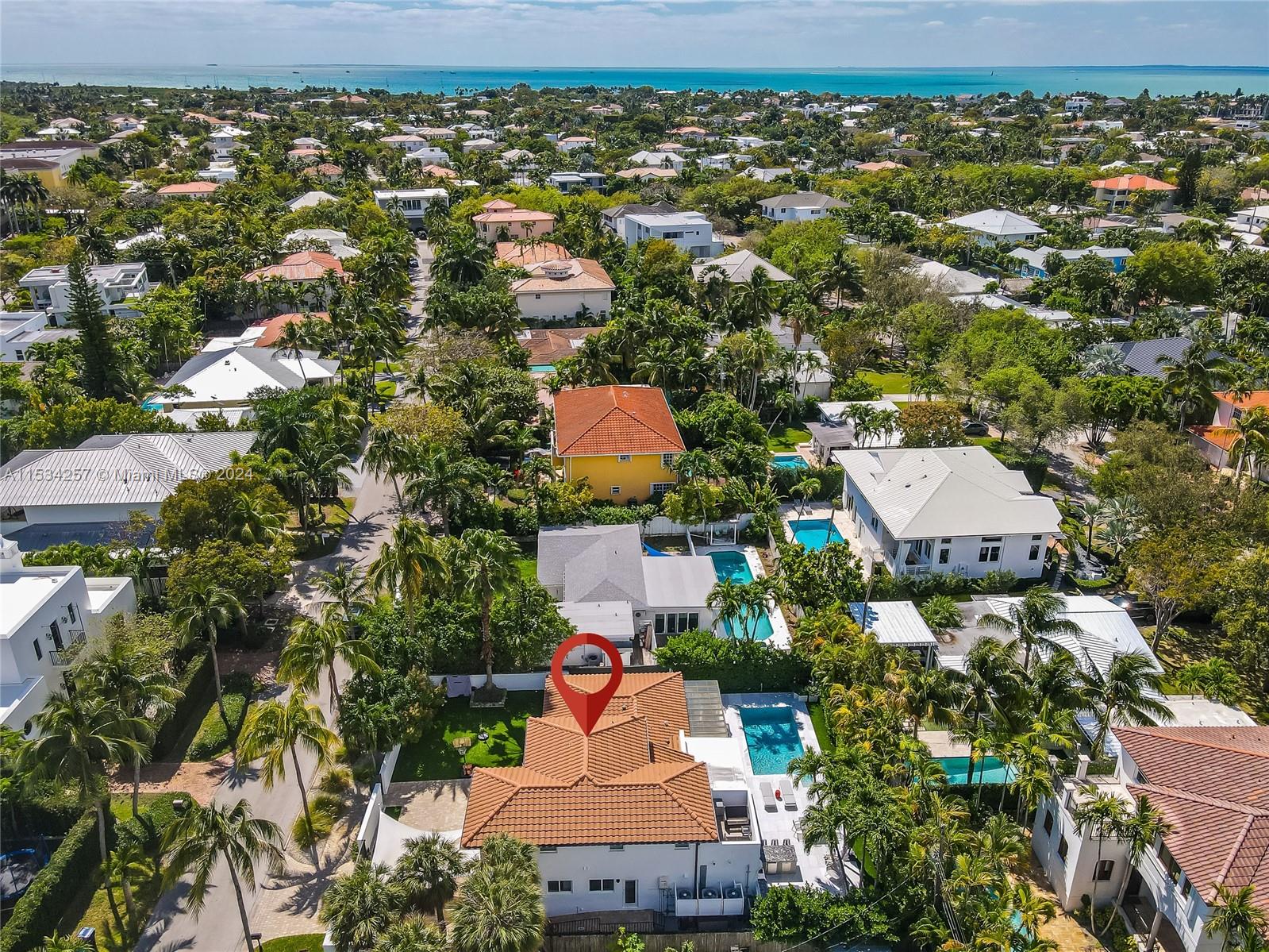 452 Hampton Ln, Key Biscayne, FL, 33149 United States, 4 Bedrooms Bedrooms, ,4 BathroomsBathrooms,Residential,For Sale,Hampton Ln,A11534257