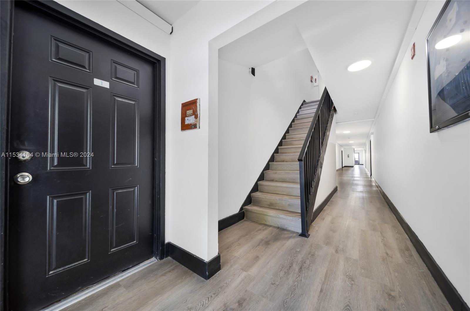 1029 SW 5th St 12, Miami, Florida 33130, 2 Bedrooms Bedrooms, ,1 BathroomBathrooms,Residentiallease,For Rent,1029 SW 5th St 12,A11534164
