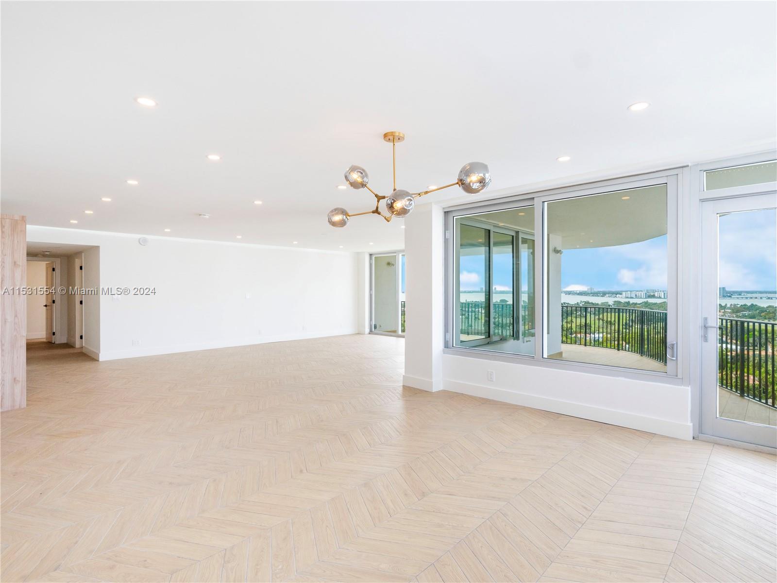 5660 Collins Ave 18D, Miami Beach, Florida 33140, 2 Bedrooms Bedrooms, ,2 BathroomsBathrooms,Residential,For Sale,5660 Collins Ave 18D,A11531554