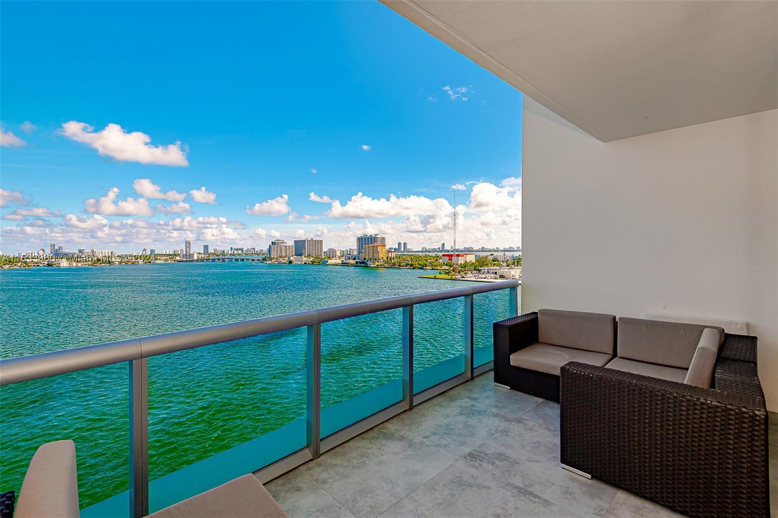 7935 East Dr 1002, North Bay Village, Florida 33141, 2 Bedrooms Bedrooms, ,2 BathroomsBathrooms,Residential,For Sale,7935 East Dr 1002,A11533960