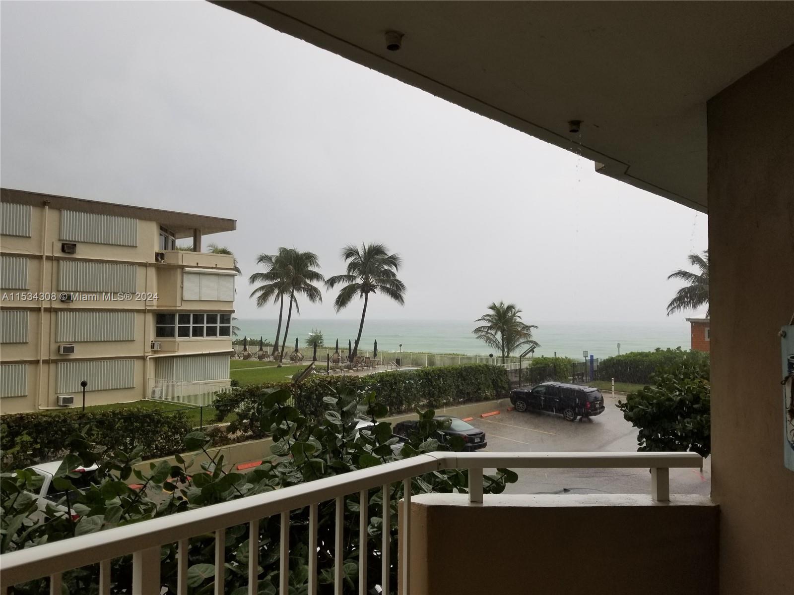 1950 S Ocean Dr MK, Hallandale Beach, Florida 33009, 1 Bedroom Bedrooms, ,1 BathroomBathrooms,Residential,For Sale,1950 S Ocean Dr MK,A11534308