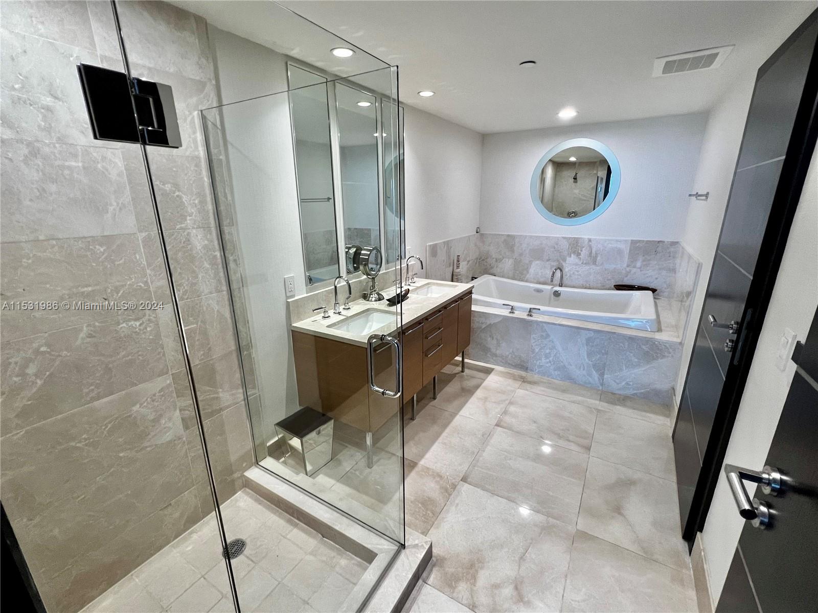 17001 Collins Ave, Sunny Isles Beach, FL, 33160 United States, 4 Bedrooms Bedrooms, ,4 BathroomsBathrooms,Residential,For Sale,Collins Ave,A11531986