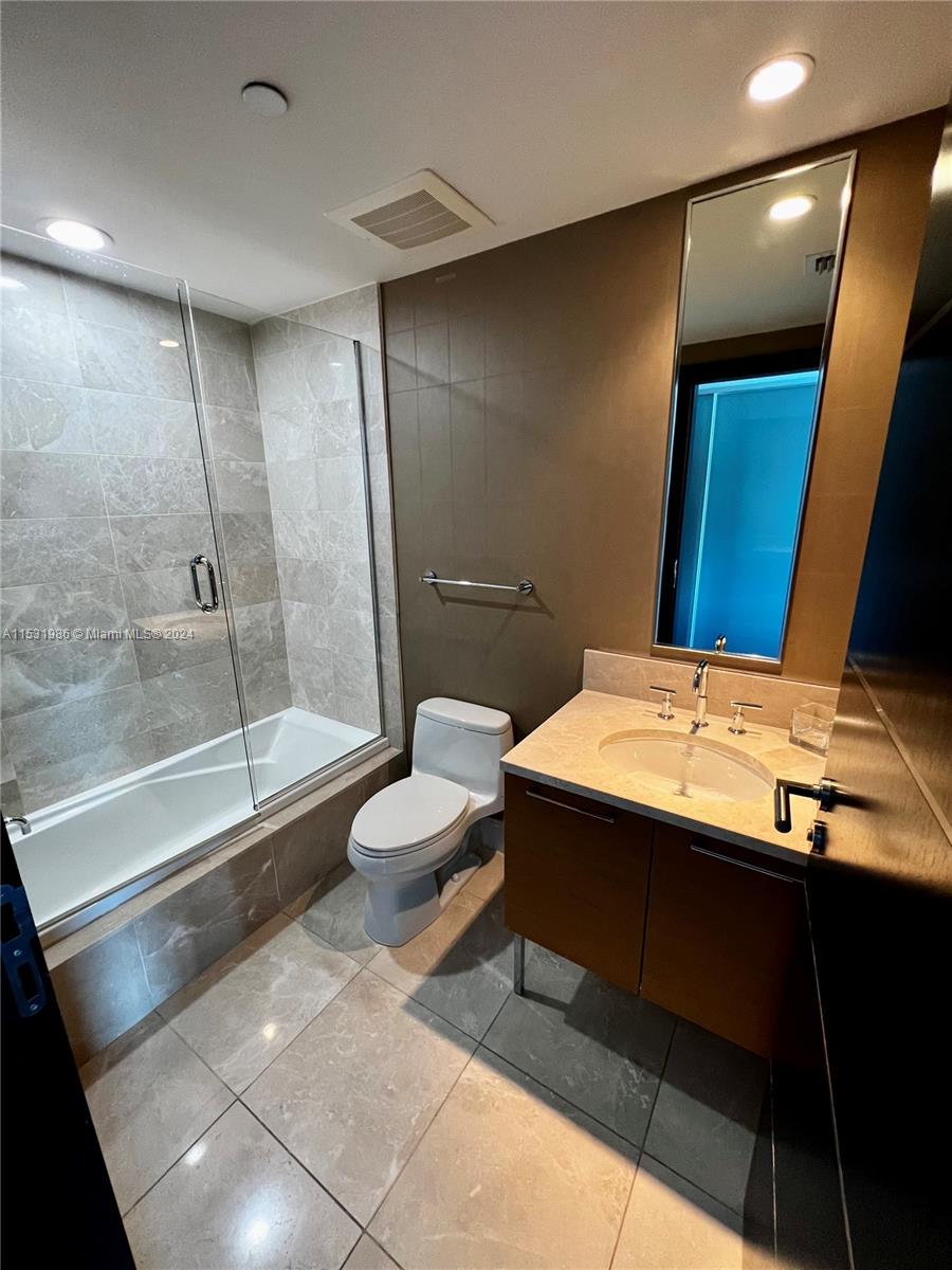 17001 Collins Ave, Sunny Isles Beach, FL, 33160 United States, 4 Bedrooms Bedrooms, ,4 BathroomsBathrooms,Residential,For Sale,Collins Ave,A11531986