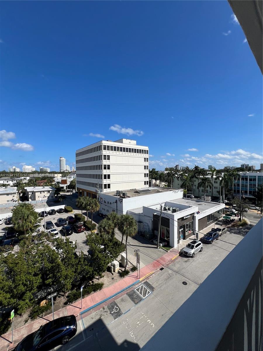 4142 N Jefferson Ave 6B, Miami Beach, Florida 33140, 1 Bedroom Bedrooms, ,1 BathroomBathrooms,Residential,For Sale,4142 N Jefferson Ave 6B,A11534316