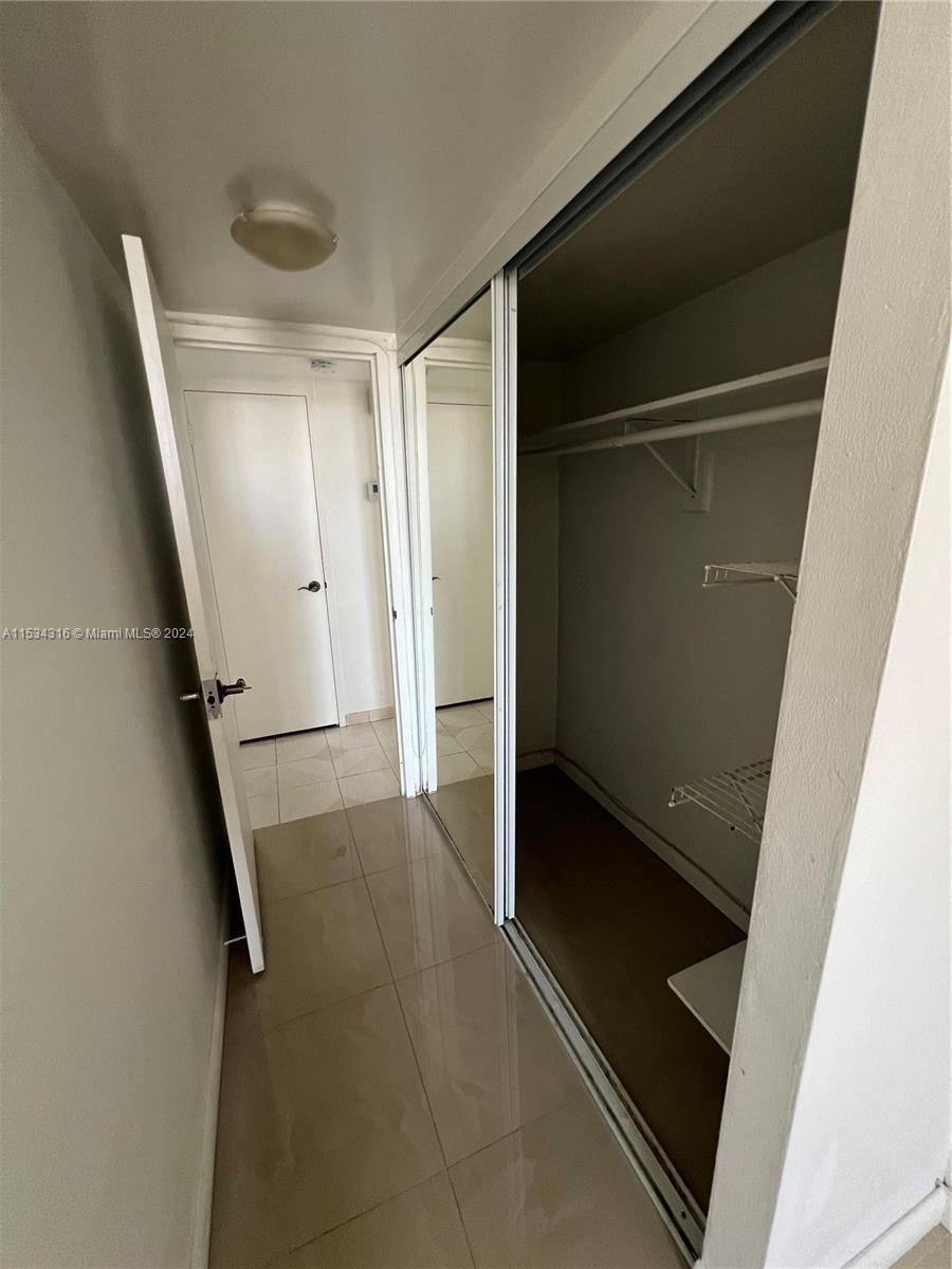 4142 N Jefferson Ave 6B, Miami Beach, Florida 33140, 1 Bedroom Bedrooms, ,1 BathroomBathrooms,Residential,For Sale,4142 N Jefferson Ave 6B,A11534316