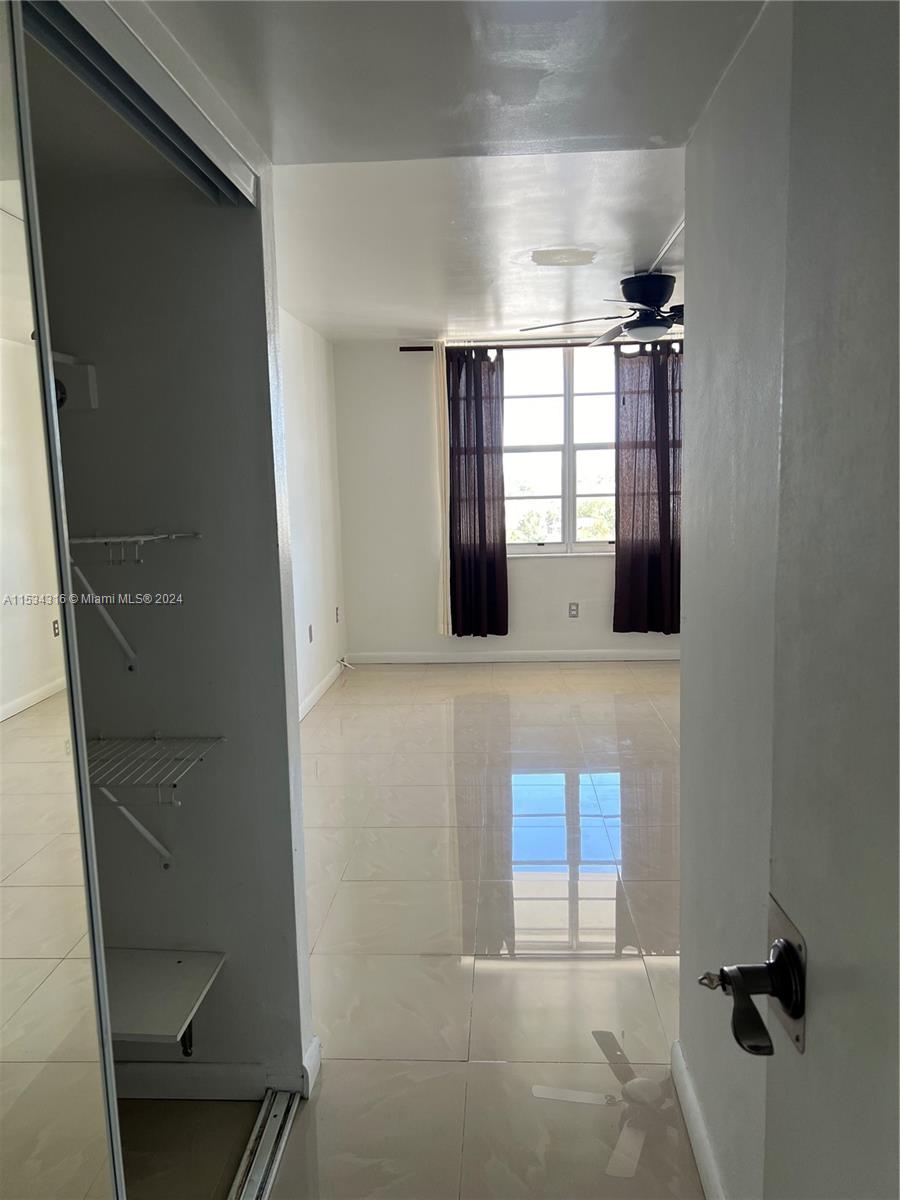 4142 N Jefferson Ave 6B, Miami Beach, Florida 33140, 1 Bedroom Bedrooms, ,1 BathroomBathrooms,Residential,For Sale,4142 N Jefferson Ave 6B,A11534316