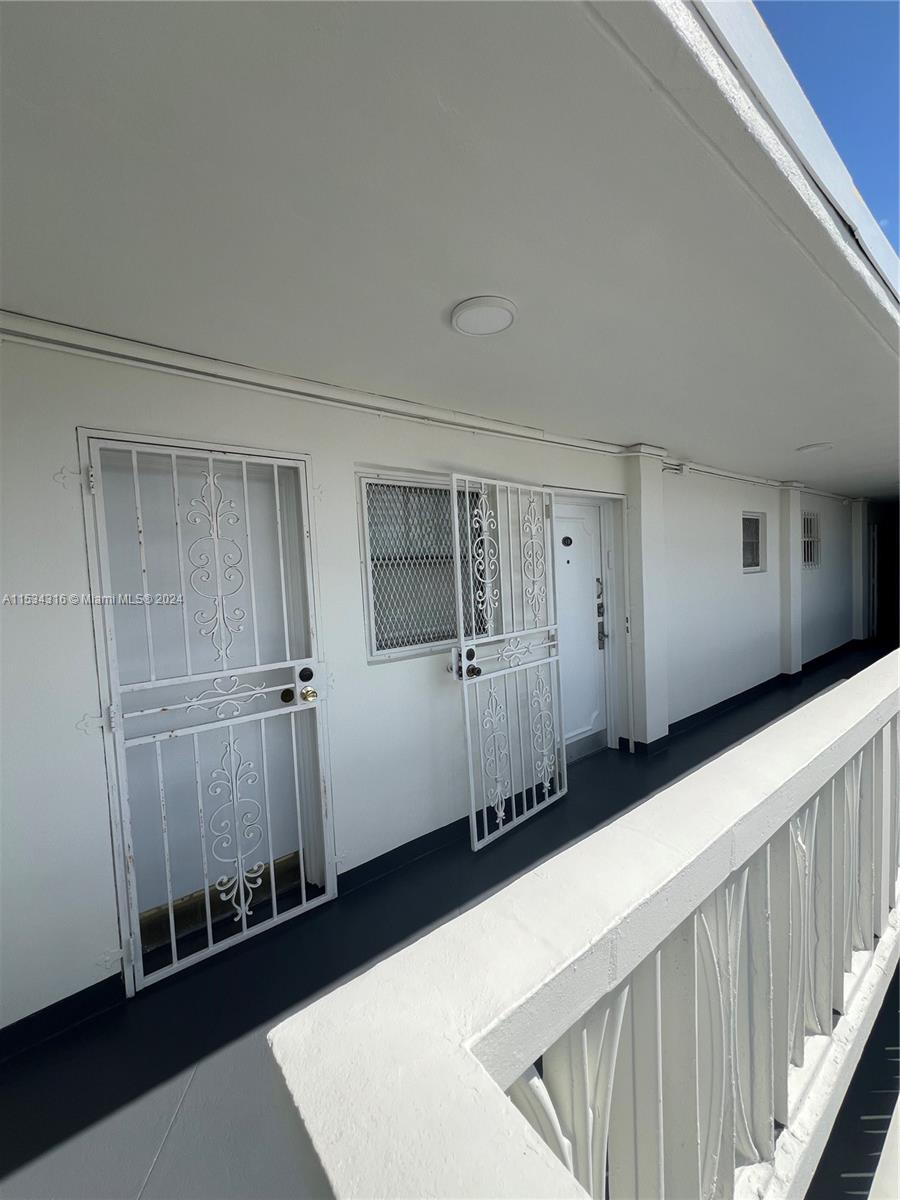 4142 N Jefferson Ave 6B, Miami Beach, Florida 33140, 1 Bedroom Bedrooms, ,1 BathroomBathrooms,Residential,For Sale,4142 N Jefferson Ave 6B,A11534316