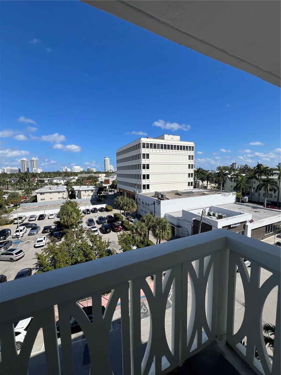 4142 N Jefferson Ave 6B, Miami Beach, Florida 33140, 1 Bedroom Bedrooms, ,1 BathroomBathrooms,Residential,For Sale,4142 N Jefferson Ave 6B,A11534316
