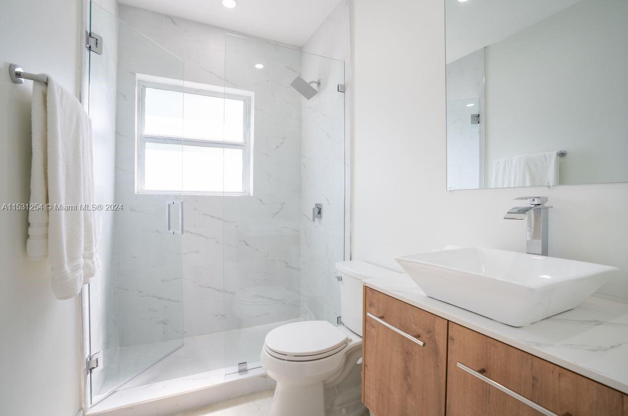 980 SW 15th Ave, Miami, Florida 33135, 4 Bedrooms Bedrooms, ,3 BathroomsBathrooms,Residential,For Sale,980 SW 15th Ave,A11531254