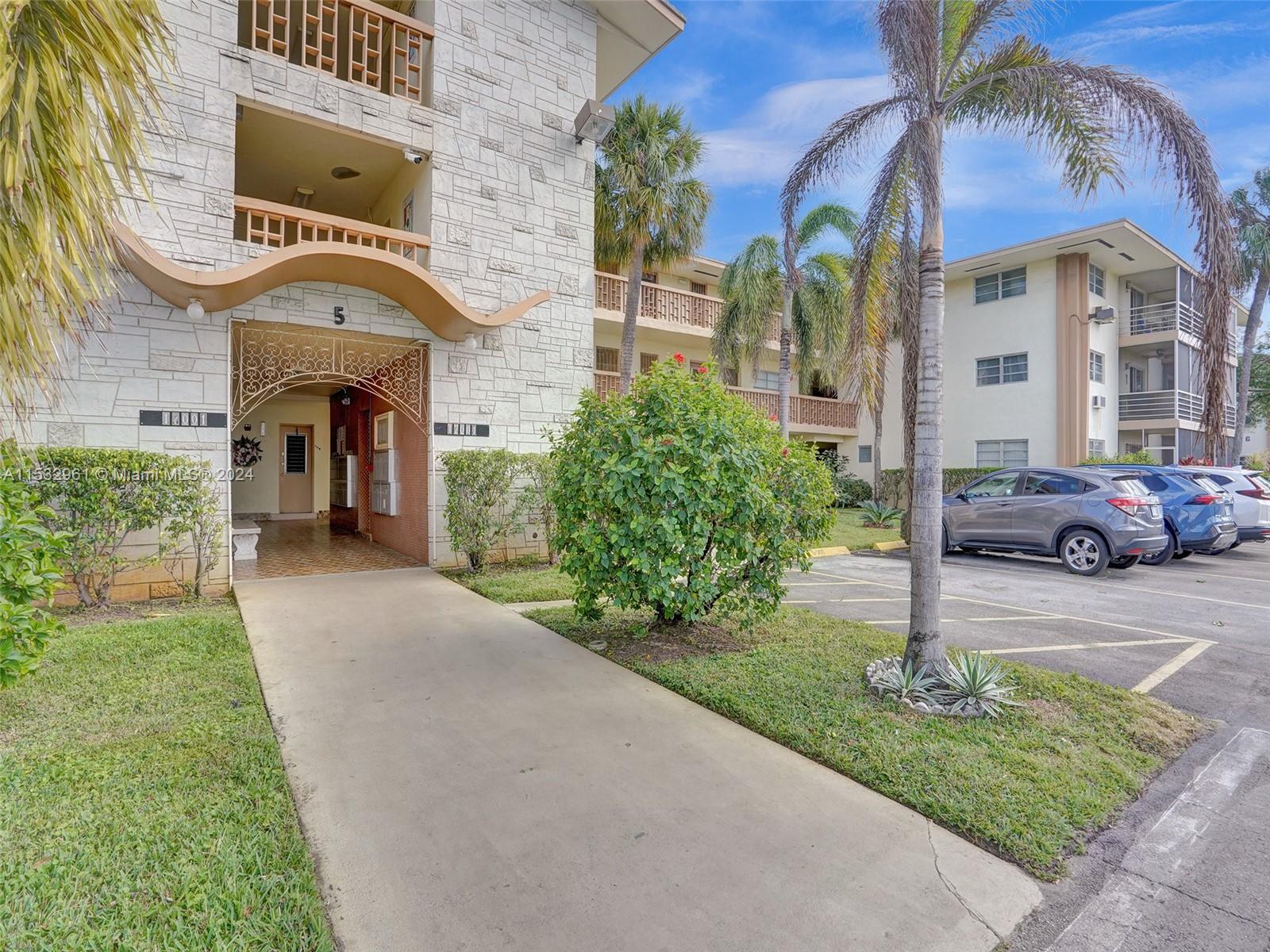 17001 NE 13th Ave 207, Miami, Florida 33162, 1 Bedroom Bedrooms, ,1 BathroomBathrooms,Residential,For Sale,17001 NE 13th Ave 207,A11532961