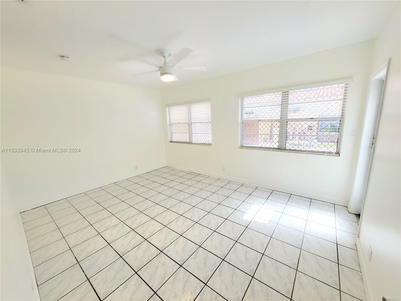 215 S 12th Ave House, Hollywood, Florida 33019, 2 Bedrooms Bedrooms, ,2 BathroomsBathrooms,Residentiallease,For Rent,215 S 12th Ave House,A11533945