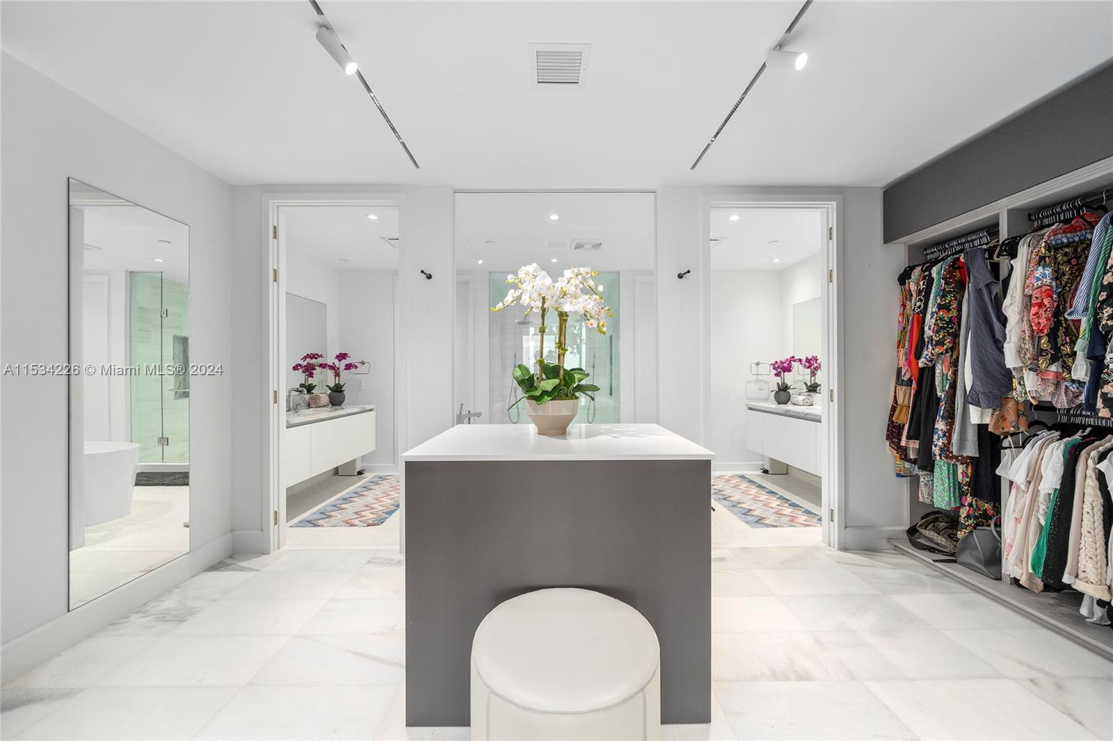 700 NE 26 Terrace 5503, Miami, Florida 33137, 4 Bedrooms Bedrooms, ,6 BathroomsBathrooms,Residential,For Sale,700 NE 26 Terrace 5503,A11534226