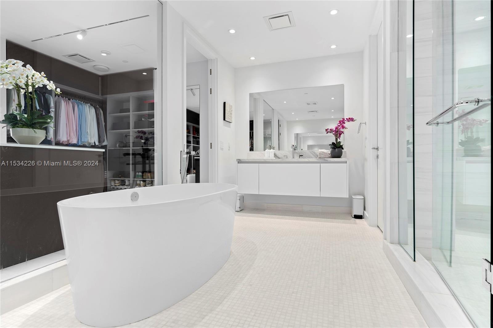 700 26 Terrace, Miami, FL, 33137 United States, 4 Bedrooms Bedrooms, ,6 BathroomsBathrooms,Residential,For Sale,26 Terrace,A11534226