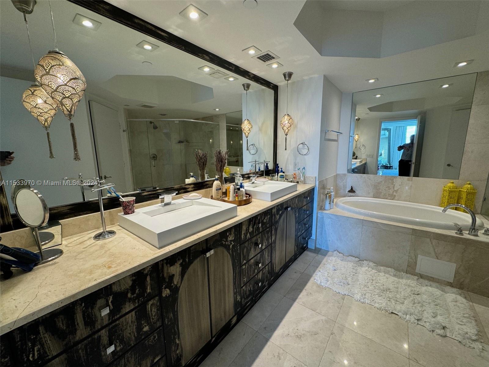 3301 183rd St, Aventura, FL, 33160 United States, 2 Bedrooms Bedrooms, ,2 BathroomsBathrooms,Residential,For Sale,183rd St,A11533970