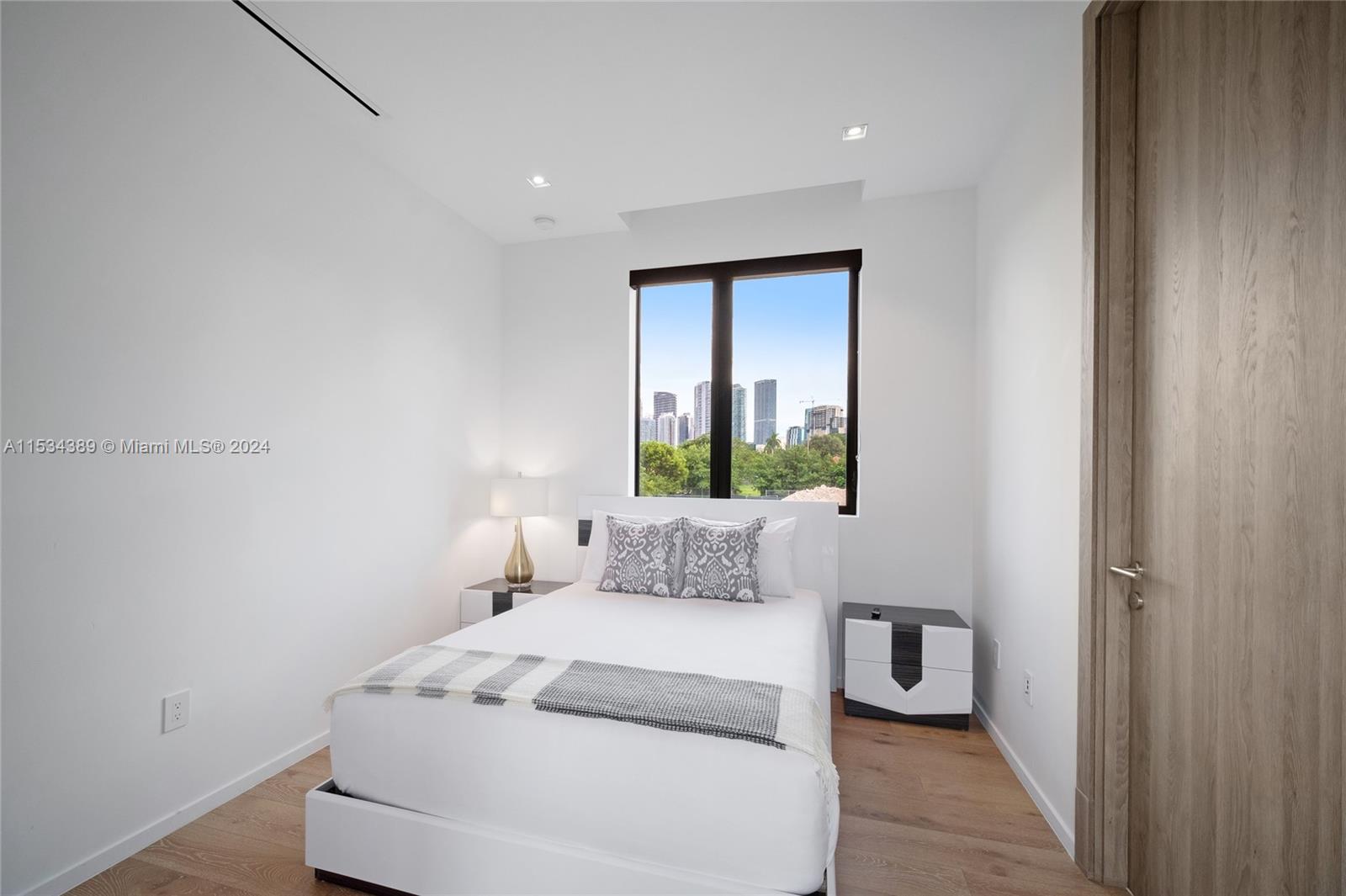 2140 Miami Ave, Miami, FL, 33129 United States, 5 Bedrooms Bedrooms, ,6 BathroomsBathrooms,Residential,For Sale,Miami Ave,A11534389