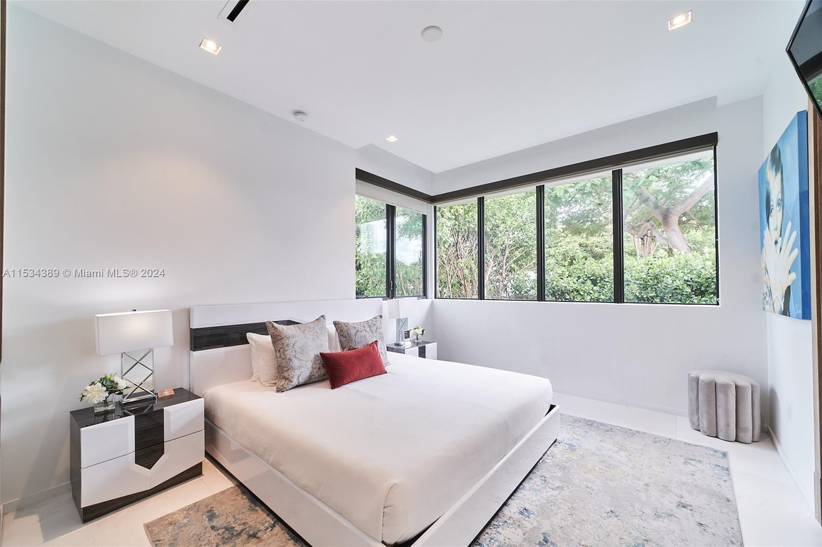 2140 Miami Ave, Miami, FL, 33129 United States, 5 Bedrooms Bedrooms, ,6 BathroomsBathrooms,Residential,For Sale,Miami Ave,A11534389