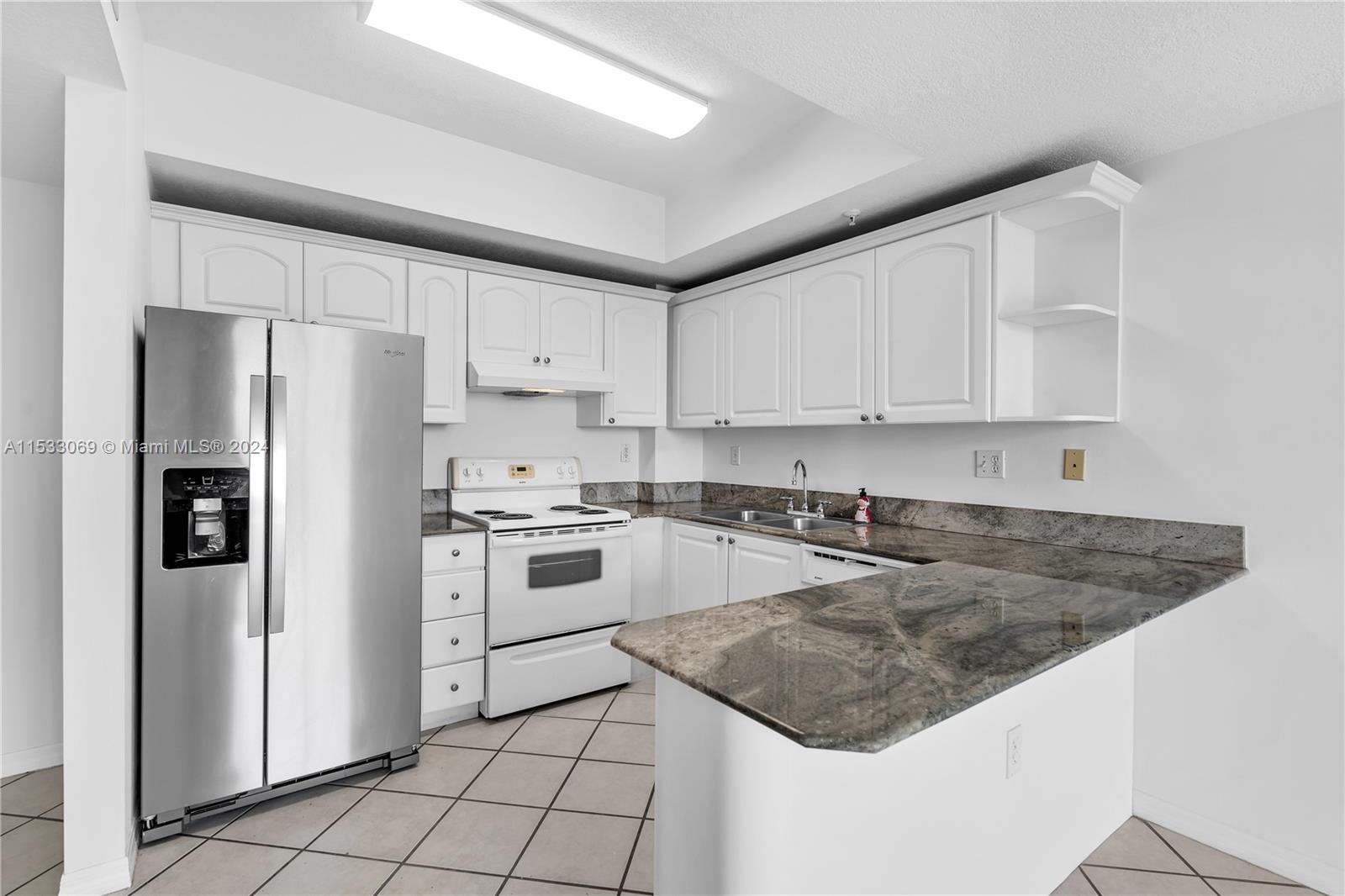 3500 Coral Way 1213, Miami, Florida 33145, 2 Bedrooms Bedrooms, ,2 BathroomsBathrooms,Residential,For Sale,3500 Coral Way 1213,A11533069