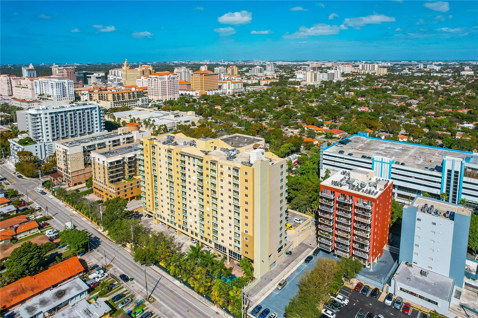 3500 Coral Way 1213, Miami, Florida 33145, 2 Bedrooms Bedrooms, ,2 BathroomsBathrooms,Residential,For Sale,3500 Coral Way 1213,A11533069