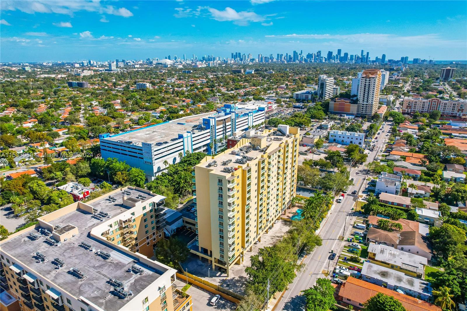 3500 Coral Way 1213, Miami, Florida 33145, 2 Bedrooms Bedrooms, ,2 BathroomsBathrooms,Residential,For Sale,3500 Coral Way 1213,A11533069