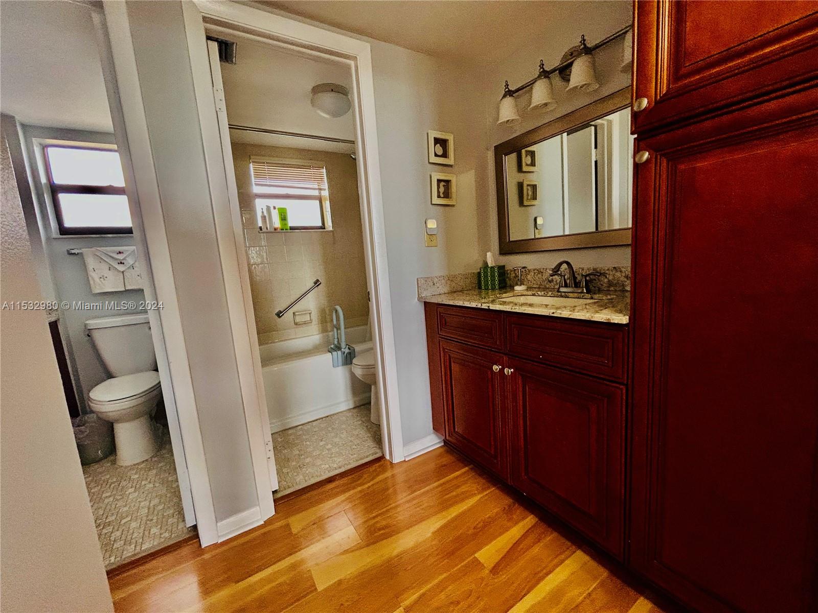 1101 Colony Point Cir 505, Pembroke Pines, Florida 33026, 1 Bedroom Bedrooms, ,1 BathroomBathrooms,Residential,For Sale,1101 Colony Point Cir 505,A11532980