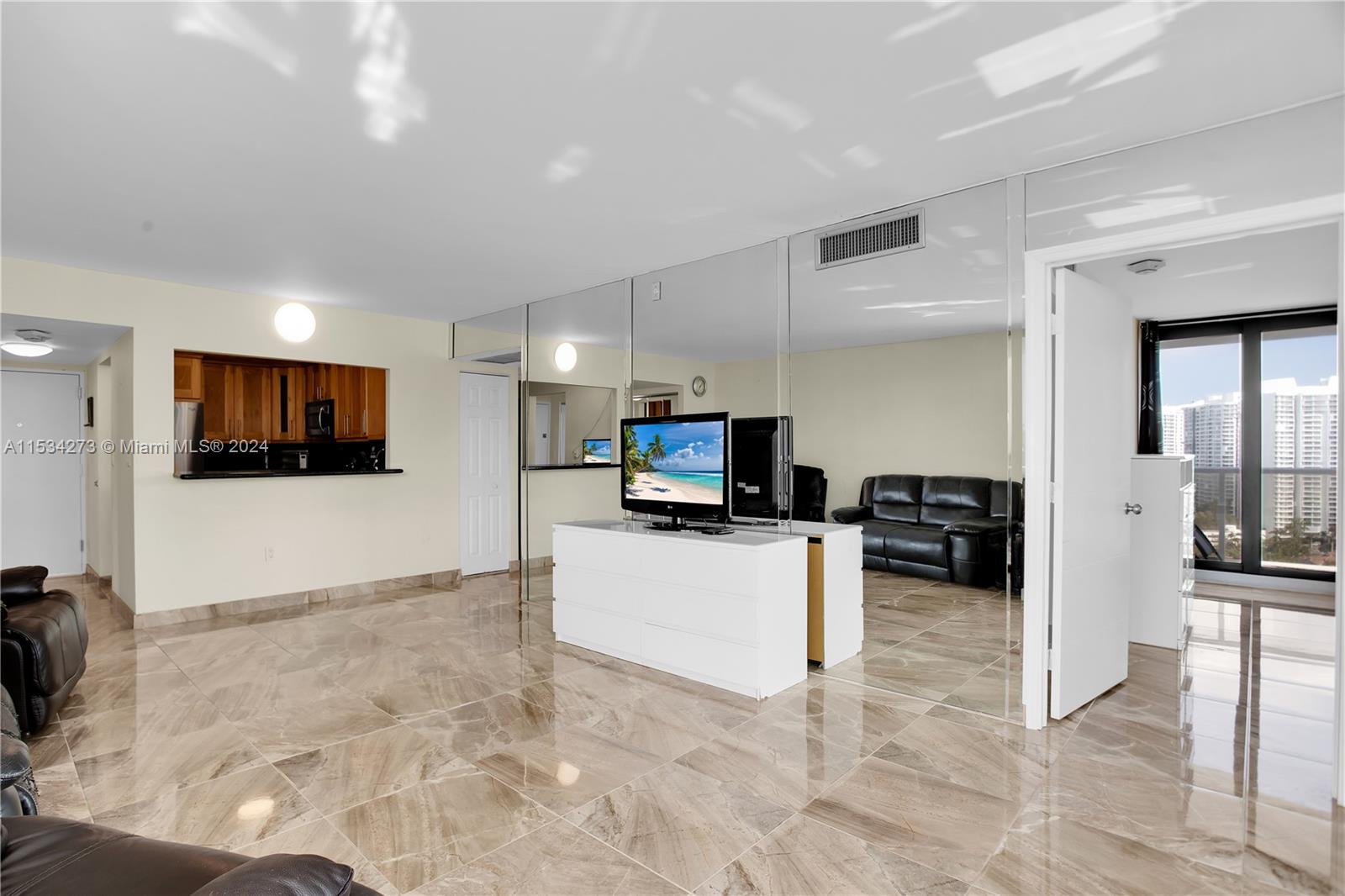 3701 N Country Club Dr 2203, Aventura, Florida 33180, 2 Bedrooms Bedrooms, ,2 BathroomsBathrooms,Residential,For Sale,3701 N Country Club Dr 2203,A11534273