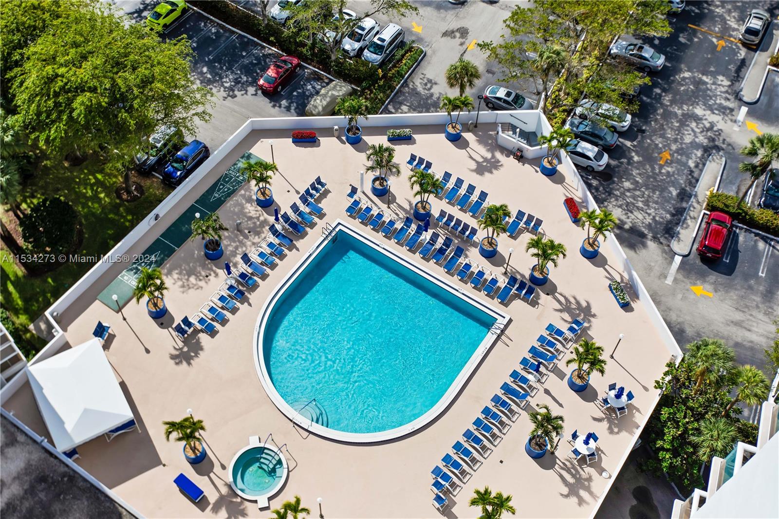 3701 N Country Club Dr 2203, Aventura, Florida 33180, 2 Bedrooms Bedrooms, ,2 BathroomsBathrooms,Residential,For Sale,3701 N Country Club Dr 2203,A11534273