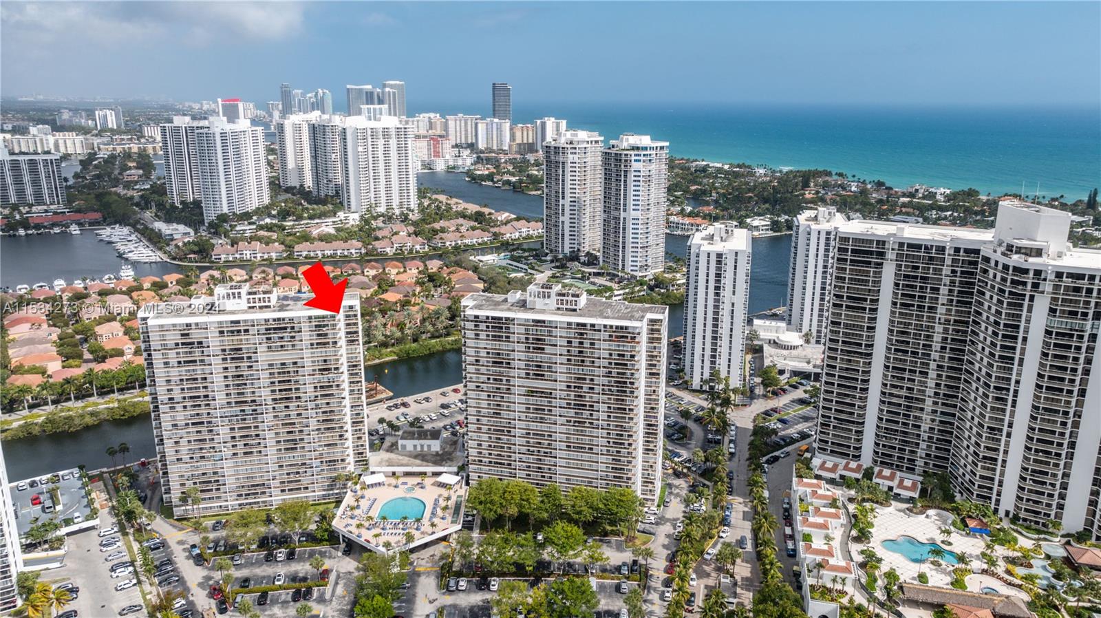 3701 N Country Club Dr 2203, Aventura, Florida 33180, 2 Bedrooms Bedrooms, ,2 BathroomsBathrooms,Residential,For Sale,3701 N Country Club Dr 2203,A11534273