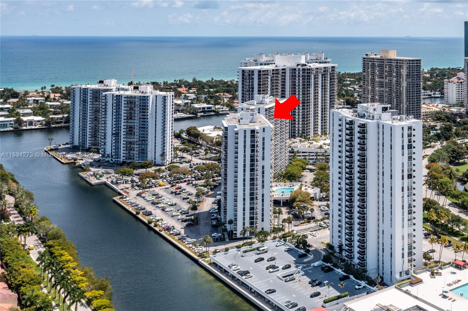 3701 N Country Club Dr 2203, Aventura, Florida 33180, 2 Bedrooms Bedrooms, ,2 BathroomsBathrooms,Residential,For Sale,3701 N Country Club Dr 2203,A11534273