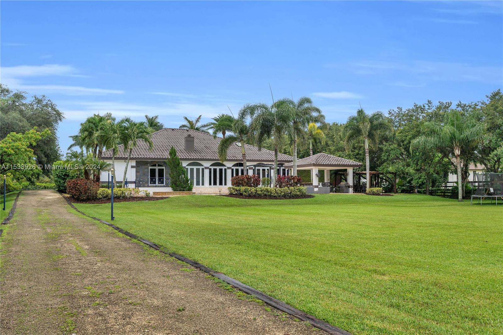 13431 Old Sheridan St, Southwest Ranches, FL, 33330 United States, 5 Bedrooms Bedrooms, ,5 BathroomsBathrooms,Residential,For Sale,Old Sheridan St,A11533926