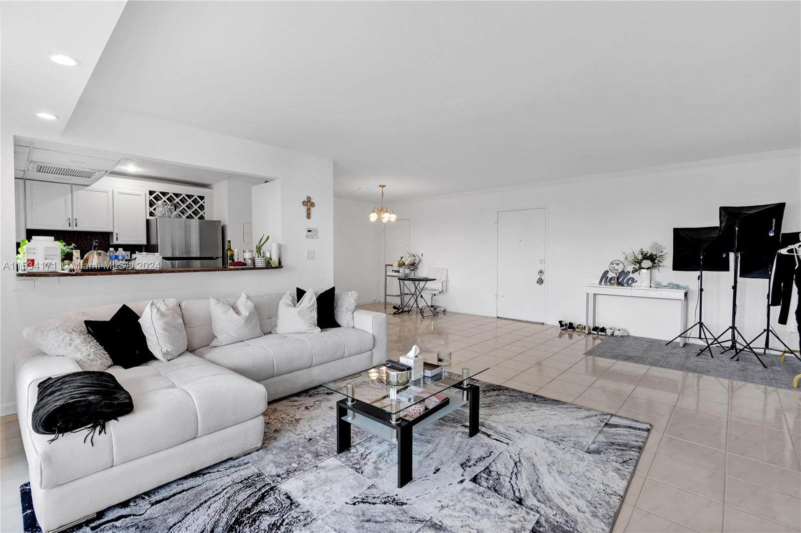 2715 Ocean Blvd, Fort Lauderdale, FL, 33308 United States, 2 Bedrooms Bedrooms, ,2 BathroomsBathrooms,Residential,For Sale,Ocean Blvd,A11534171