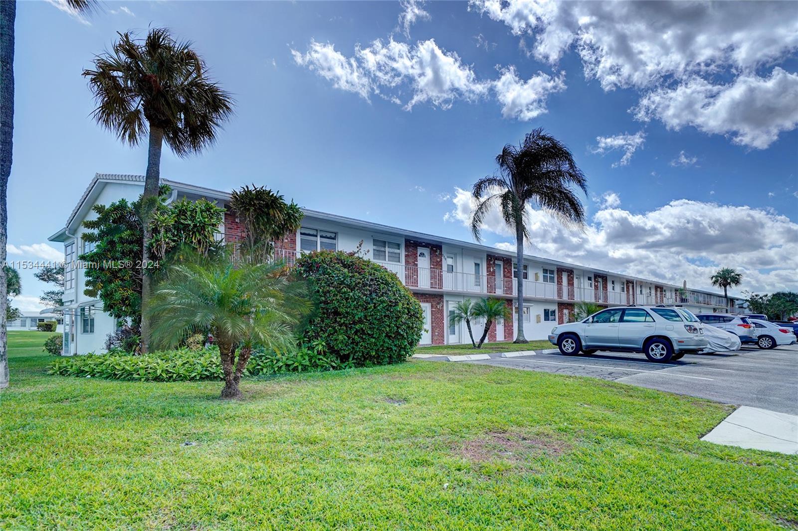 2800 W Golf Blvd 219, Pompano Beach, Florida 33064, 2 Bedrooms Bedrooms, ,1 BathroomBathrooms,Residential,For Sale,2800 W Golf Blvd 219,A11534441