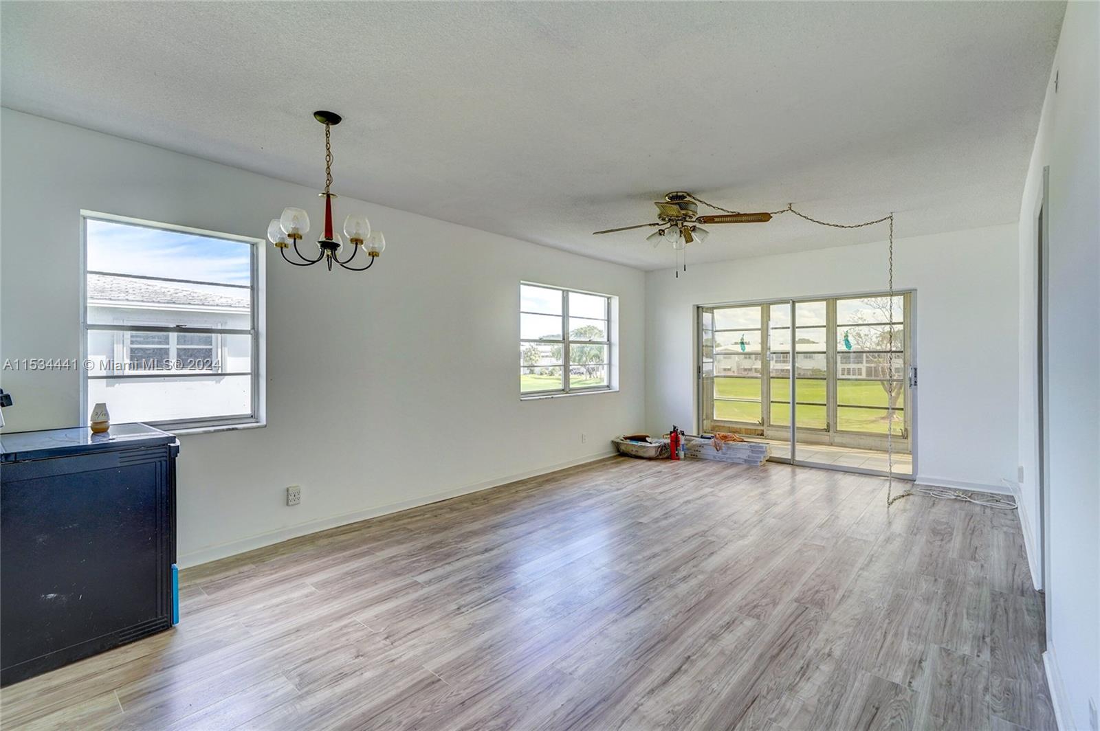 2800 W Golf Blvd 219, Pompano Beach, Florida 33064, 2 Bedrooms Bedrooms, ,1 BathroomBathrooms,Residential,For Sale,2800 W Golf Blvd 219,A11534441