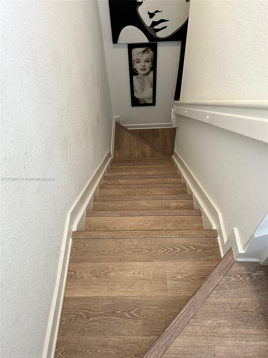 1002 SE 23rd Ave 1002, Homestead, Florida 33035, 4 Bedrooms Bedrooms, ,3 BathroomsBathrooms,Residential,For Sale,1002 SE 23rd Ave 1002,A11533487