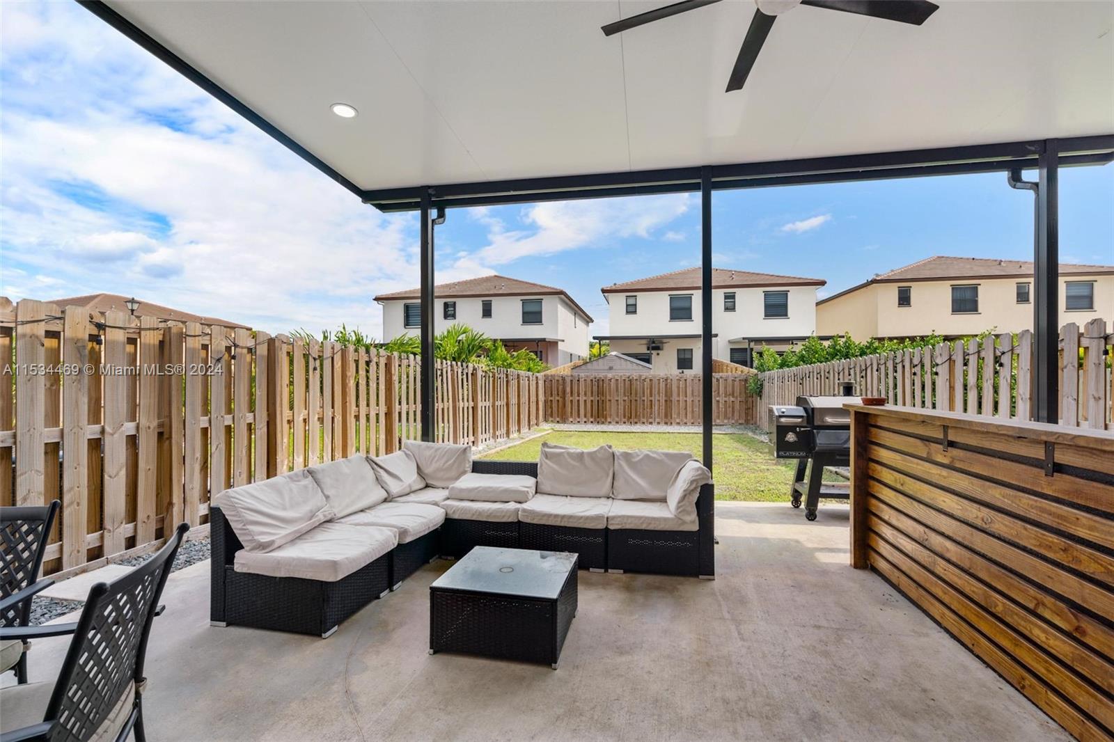 25217 SW 107th Ct, Homestead, Florida 33032, 3 Bedrooms Bedrooms, ,2 BathroomsBathrooms,Residential,For Sale,25217 SW 107th Ct,A11534469