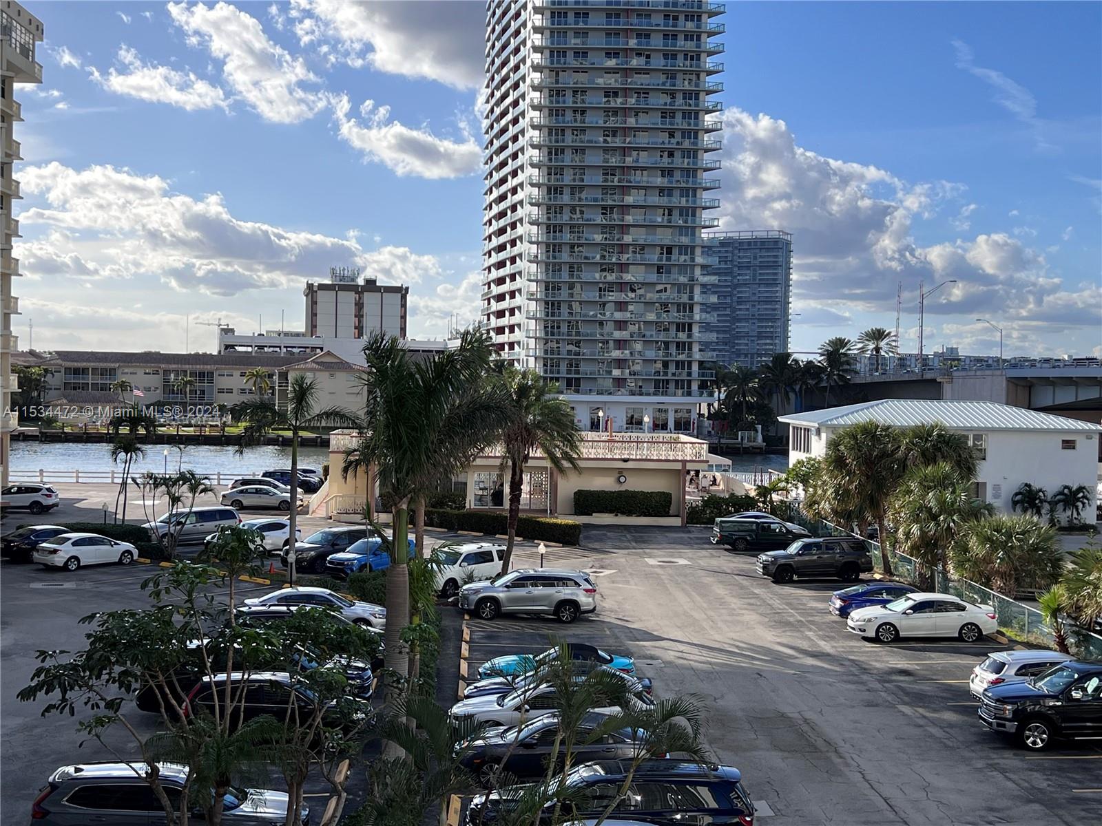 1825 S Ocean Dr 306, Hallandale Beach, Florida 33009, 1 Bedroom Bedrooms, ,1 BathroomBathrooms,Residential,For Sale,1825 S Ocean Dr 306,A11534472