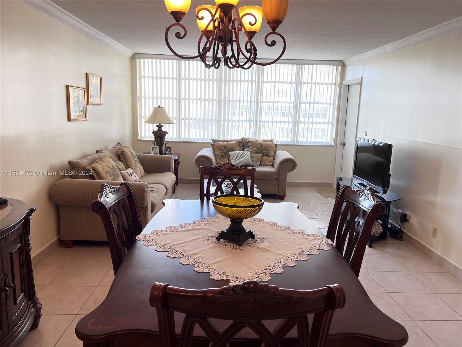 1825 S Ocean Dr 306, Hallandale Beach, Florida 33009, 1 Bedroom Bedrooms, ,1 BathroomBathrooms,Residential,For Sale,1825 S Ocean Dr 306,A11534472