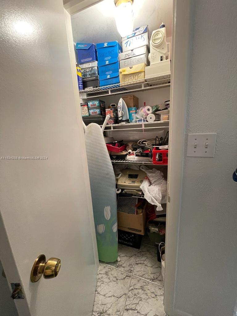 1001 Three Islands Blvd 32, Hallandale Beach, Florida 33009, 2 Bedrooms Bedrooms, ,2 BathroomsBathrooms,Residentiallease,For Rent,1001 Three Islands Blvd 32,A11534208