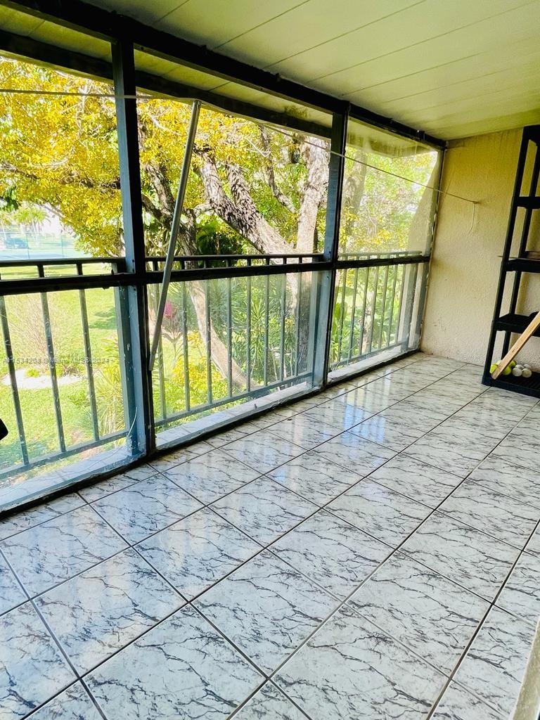 1001 Three Islands Blvd 32, Hallandale Beach, Florida 33009, 2 Bedrooms Bedrooms, ,2 BathroomsBathrooms,Residentiallease,For Rent,1001 Three Islands Blvd 32,A11534208