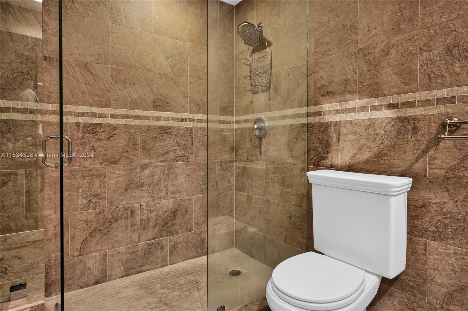 848 Brickell Key Dr 3001, Miami, Florida 33131, 3 Bedrooms Bedrooms, ,2 BathroomsBathrooms,Residentiallease,For Rent,848 Brickell Key Dr 3001,A11534328