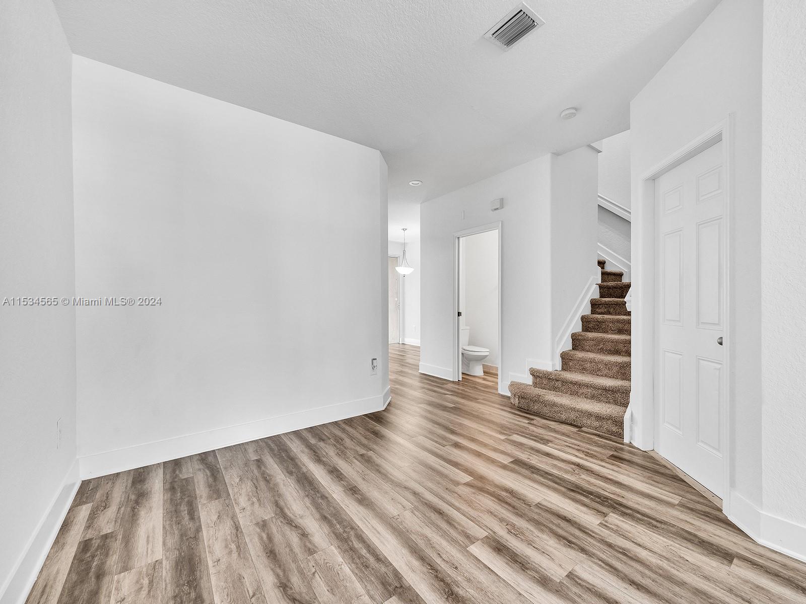 Homestead, Florida 33035, 3 Bedrooms Bedrooms, ,2 BathroomsBathrooms,Residential,For Sale,A11534565