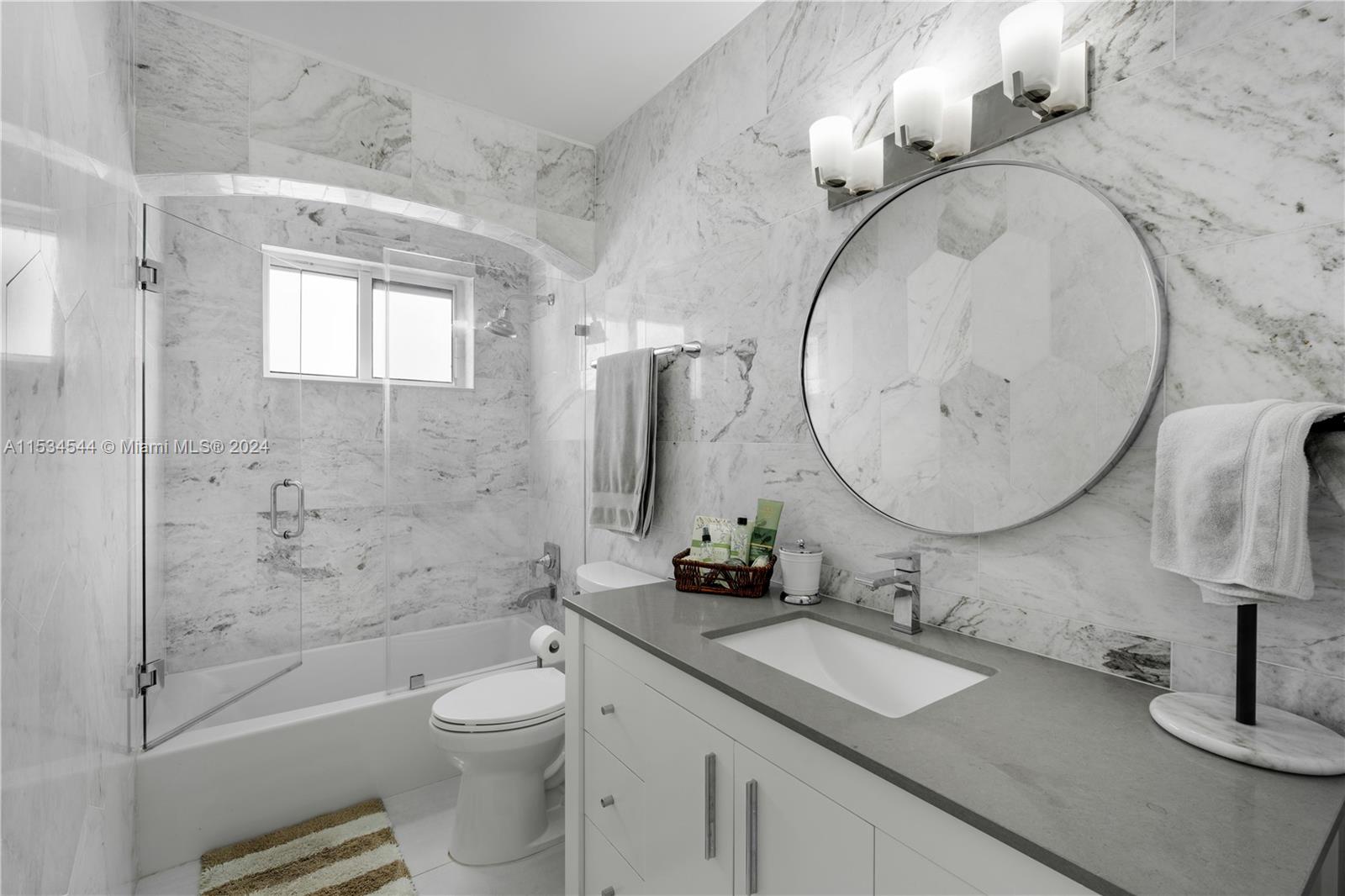 9621 SW 58th St, Miami, Florida 33173, 3 Bedrooms Bedrooms, ,2 BathroomsBathrooms,Residential,For Sale,9621 SW 58th St,A11534544