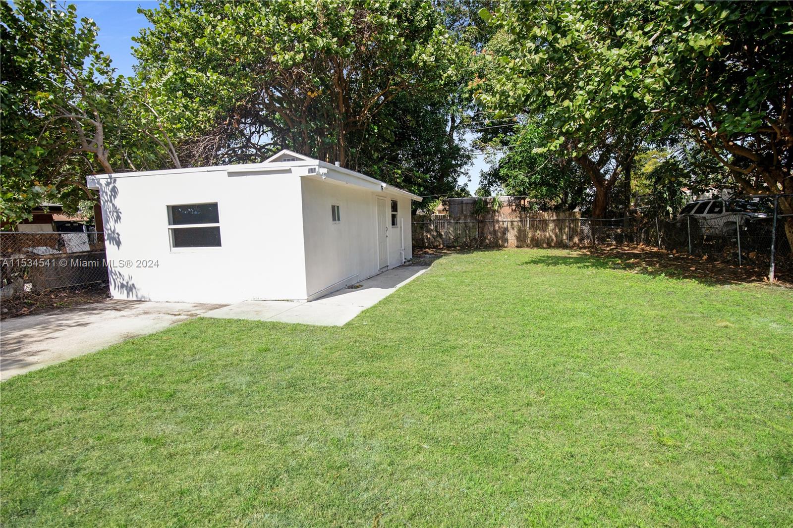 2311 Fletcher St, Hollywood, Florida 33020, 4 Bedrooms Bedrooms, ,2 BathroomsBathrooms,Residential,For Sale,2311 Fletcher St,A11534541