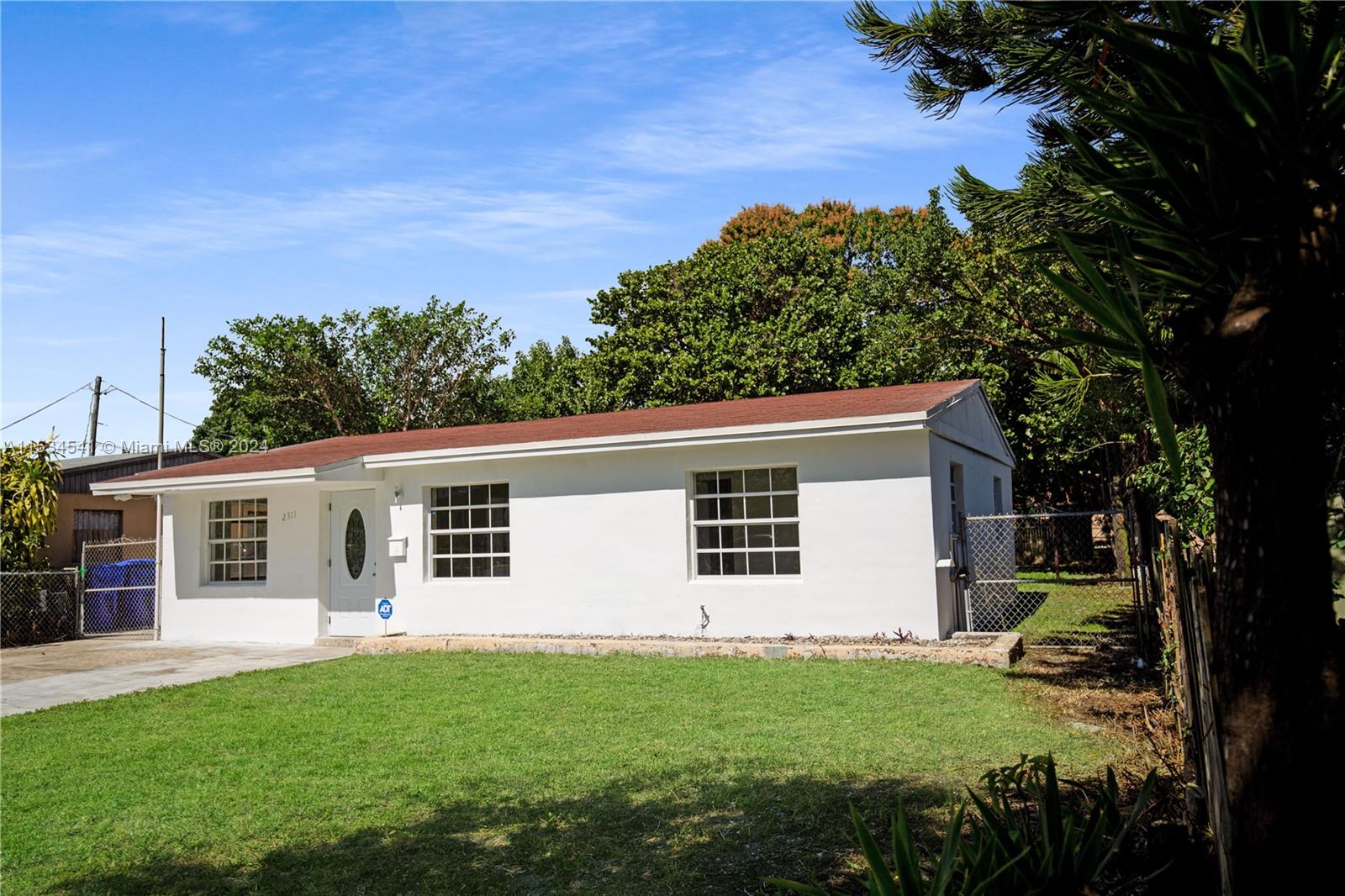 2311 Fletcher St, Hollywood, Florida 33020, 4 Bedrooms Bedrooms, ,2 BathroomsBathrooms,Residential,For Sale,2311 Fletcher St,A11534541