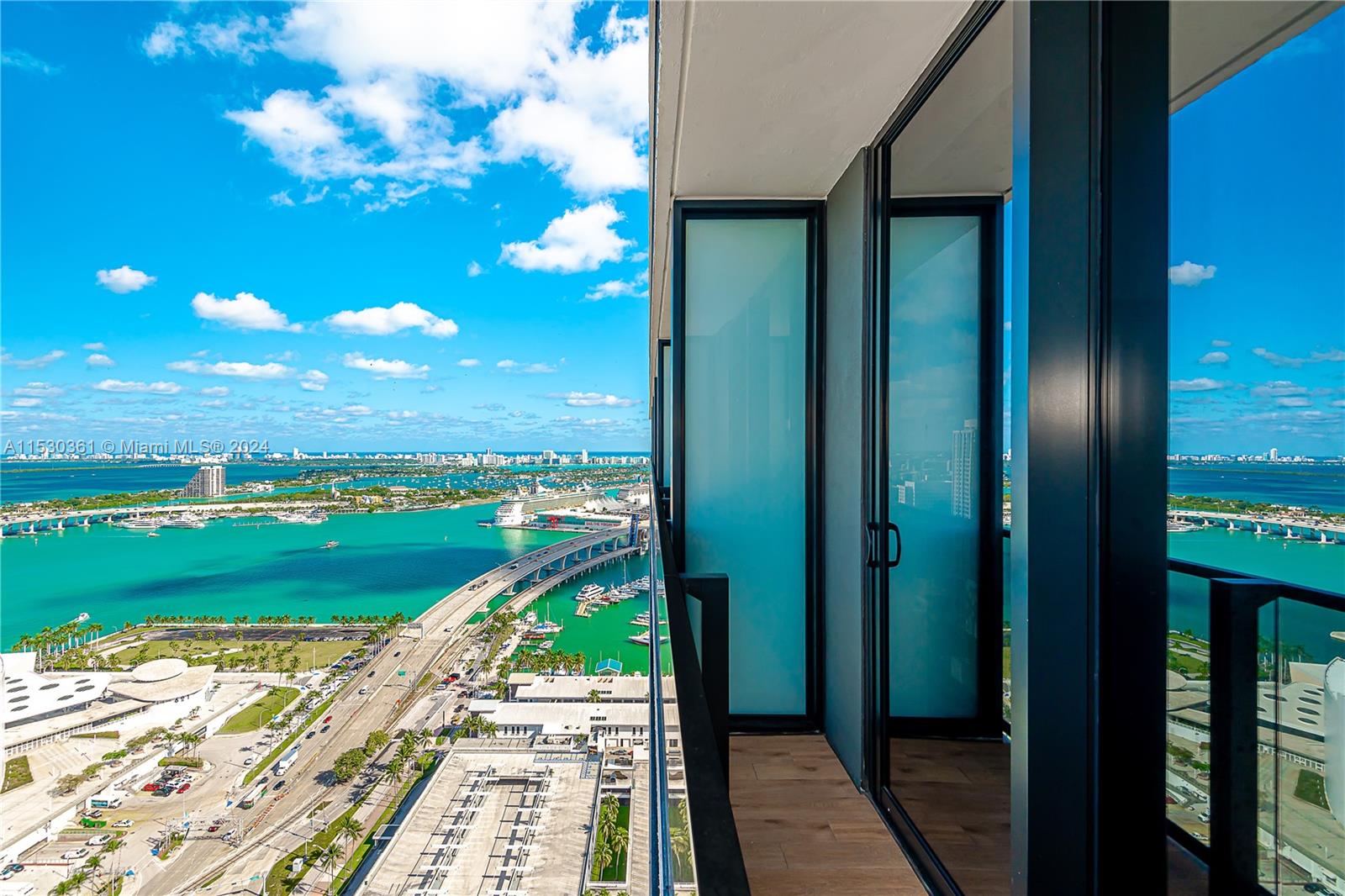 Experience luxury living with breathtaking views of Biscayne Bay and Downtown Miami in this brand new 496 sqft studio. Boasting high income potential and unrestricted rental opportunities, this fully furnished unit features a full kitchen, king-size bed, pull-out couch, washer and dryer, and a large flat-screen TV. Enjoy amenities such as a wraparound pool, two-story gym, valet parking, and more. Conveniently located near Kaseya Center, Bayside Marketplace, major roadways, the Port of Miami, Brightline train station, and public parks, this condo offers unparalleled convenience and comfort.