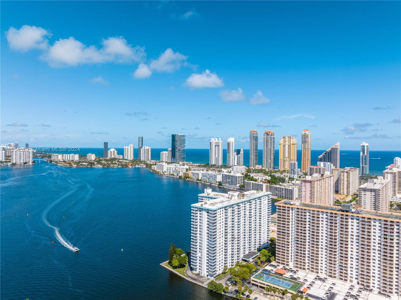 301 174th St, Sunny Isles Beach, FL, 33160 United States, 1 Bedroom Bedrooms, ,2 BathroomsBathrooms,Residential,For Sale,174th St,A11534570