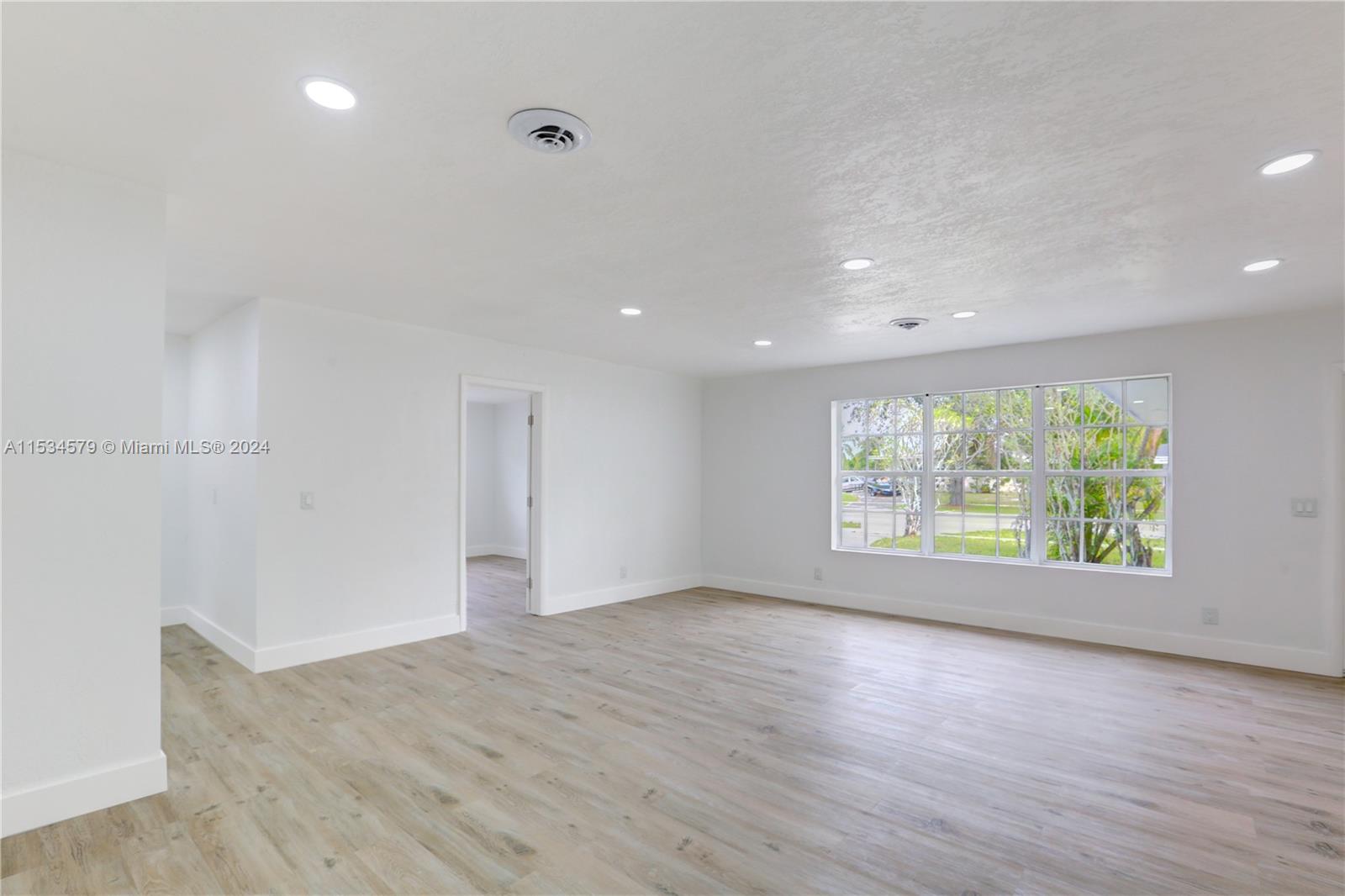 311 31st Ave, Fort Lauderdale, FL, 33312 United States, 4 Bedrooms Bedrooms, ,2 BathroomsBathrooms,Residential,For Sale,31st Ave,A11534579