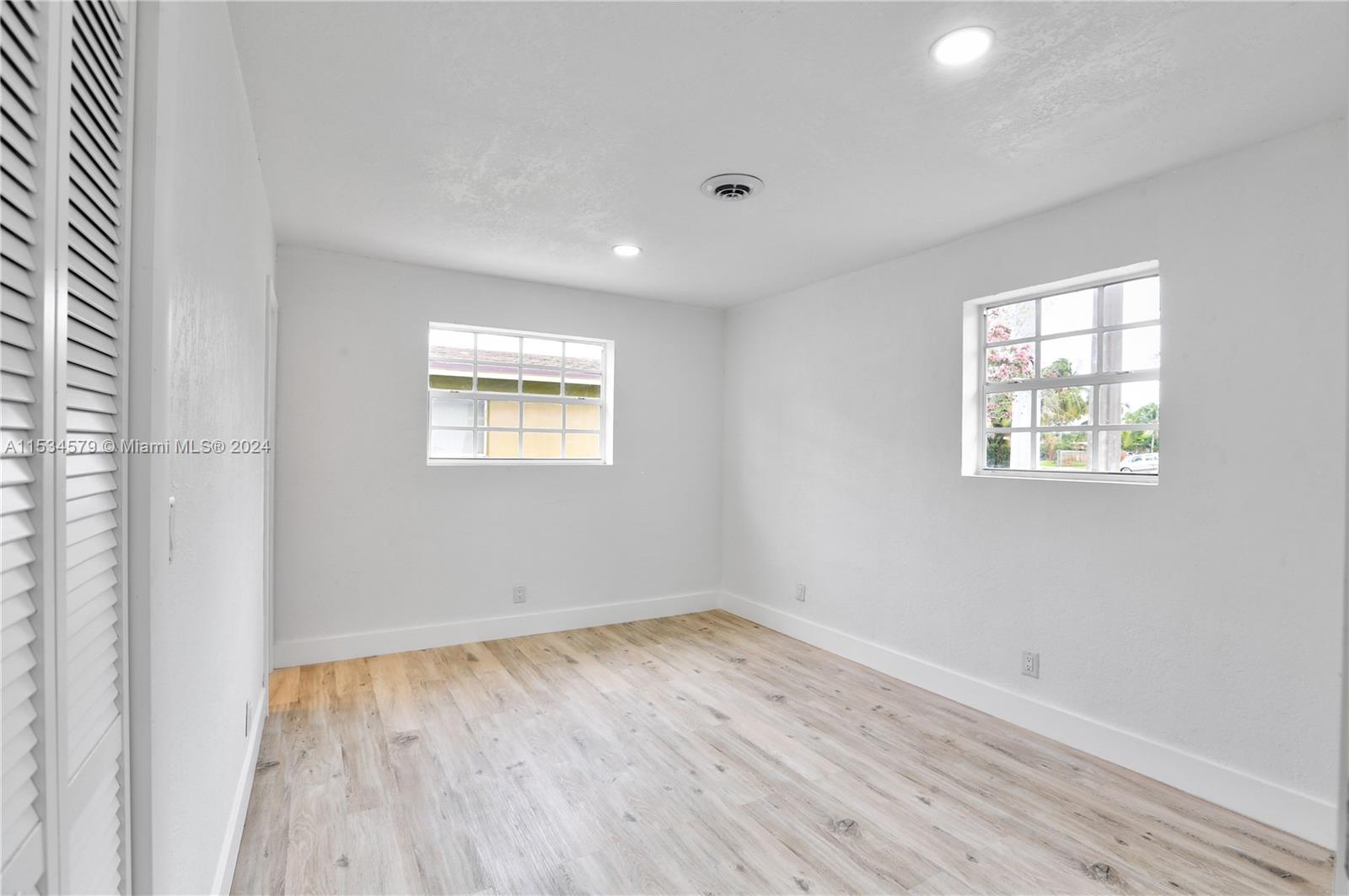 311 31st Ave, Fort Lauderdale, FL, 33312 United States, 4 Bedrooms Bedrooms, ,2 BathroomsBathrooms,Residential,For Sale,31st Ave,A11534579