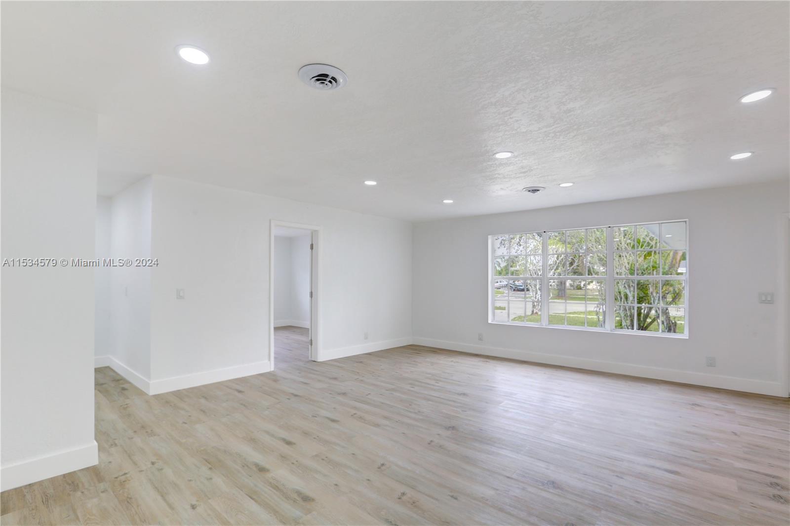 311 31st Ave, Fort Lauderdale, FL, 33312 United States, 4 Bedrooms Bedrooms, ,2 BathroomsBathrooms,Residential,For Sale,31st Ave,A11534579