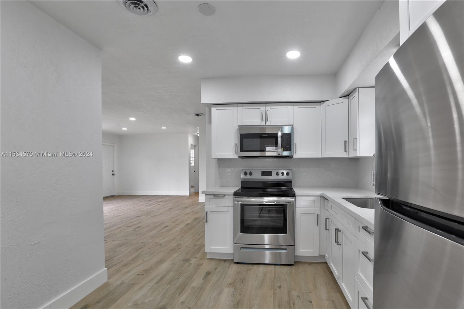 311 31st Ave, Fort Lauderdale, FL, 33312 United States, 4 Bedrooms Bedrooms, ,2 BathroomsBathrooms,Residential,For Sale,31st Ave,A11534579